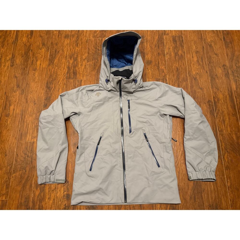 Descente Gray Ski Jacket Mens S Dermizax Waterproof Breathable Motion 3D Hooded